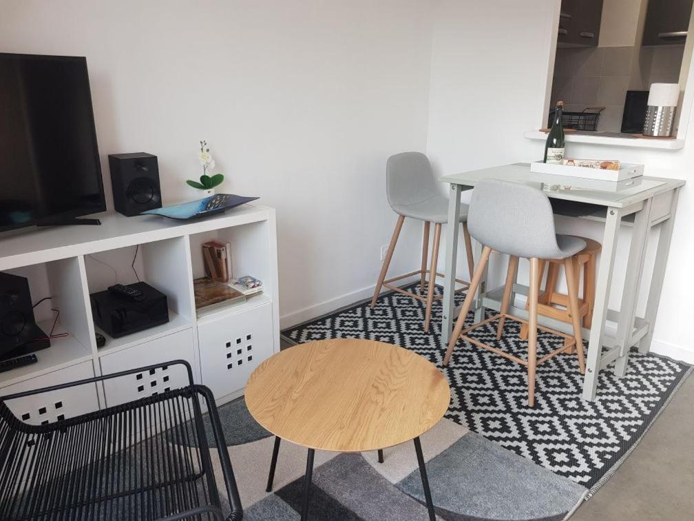 Appartement Liza 2 Pieces Vue Mer A Cabourg Dış mekan fotoğraf