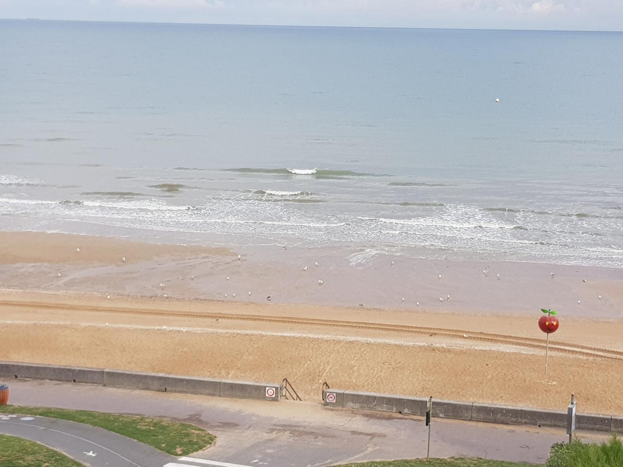Appartement Liza 2 Pieces Vue Mer A Cabourg Dış mekan fotoğraf